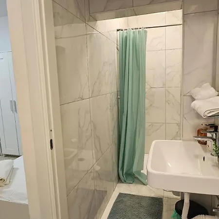 Paceville On 2 Floors Is-Swieqi
