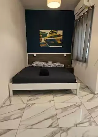 Paceville On 2 Floors 4* Is-Swieqi
